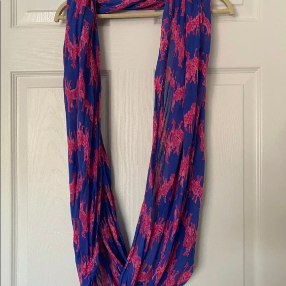 Lilly Pulitzer Riley Infinity Scarf – Neck In Neck - Picture 5 of 5